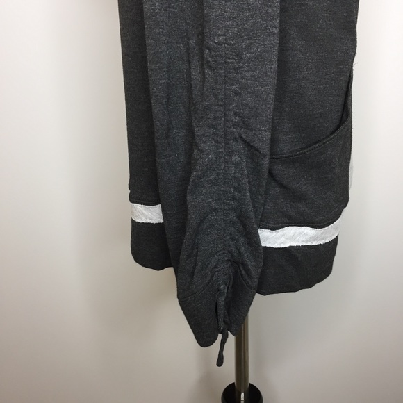 St. John Gray Zipper Hooded Sweatshirt | P - Picture 3 of 6